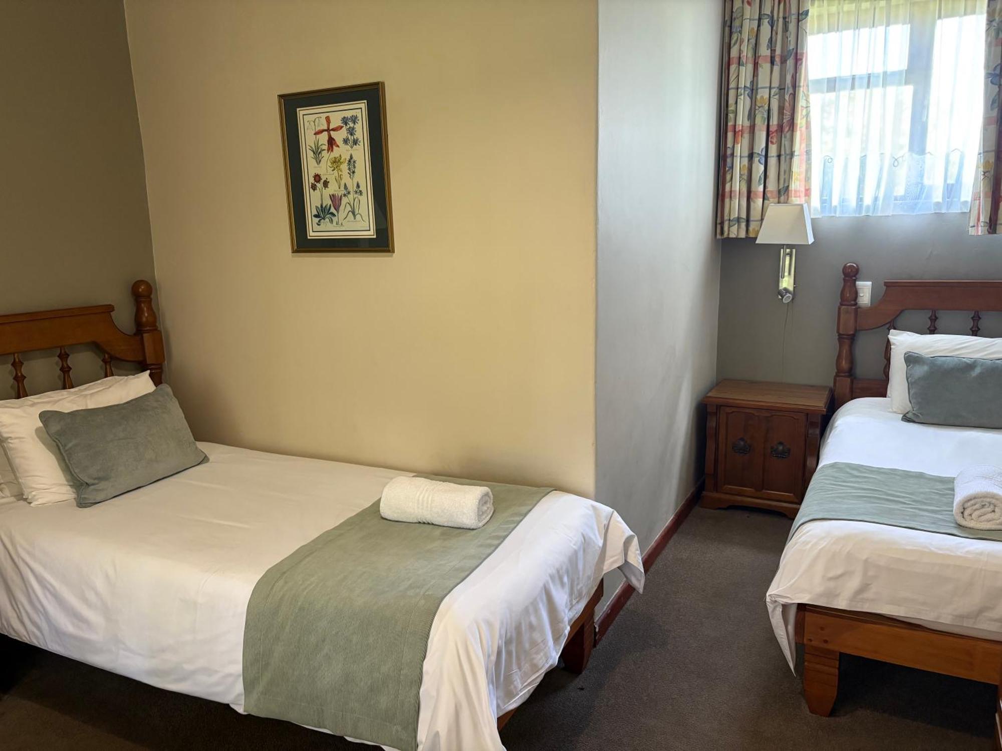 Eight Bells Mountain Inn Ruiterbos Room photo